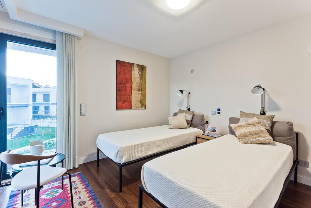 PF19141, Moradia T4 + 1, Oeiras