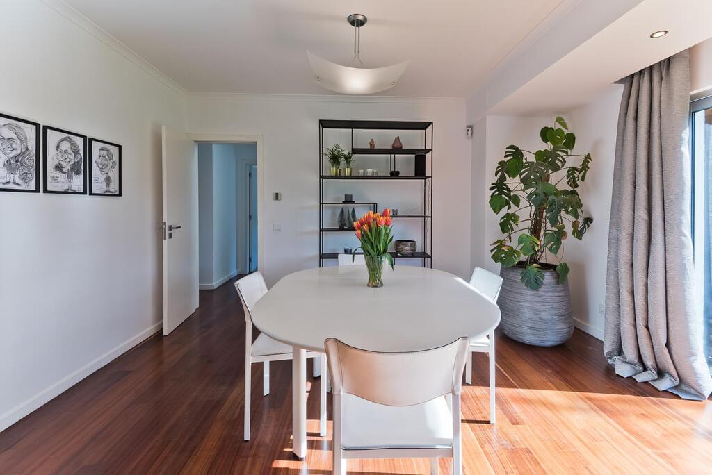 4 Bedroom House with garden, Birre, Cascais