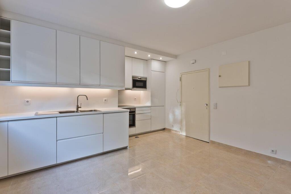 PF19171, Apartamento T2, Cascais