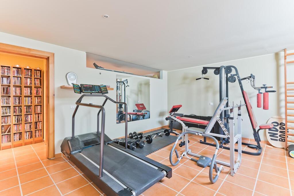 Maison normal T3+3 avec piscine dans un condominium fermé