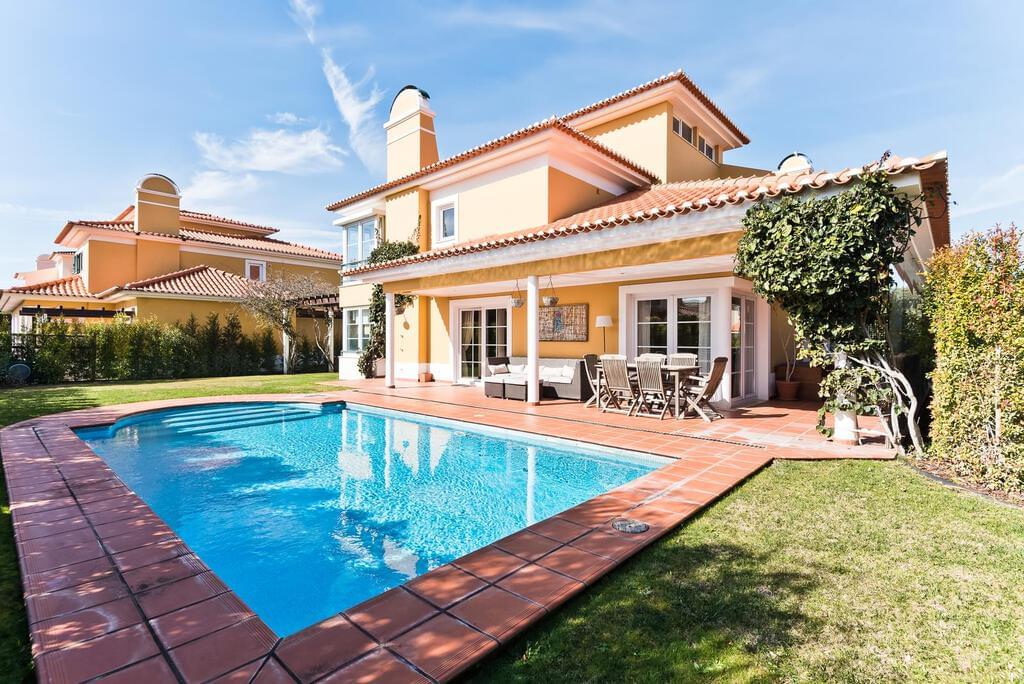 Maison normal T3+3 avec piscine dans un condominium fermé