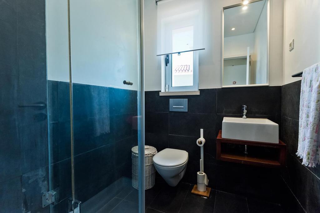 4 bedroom villa with a swimming pool