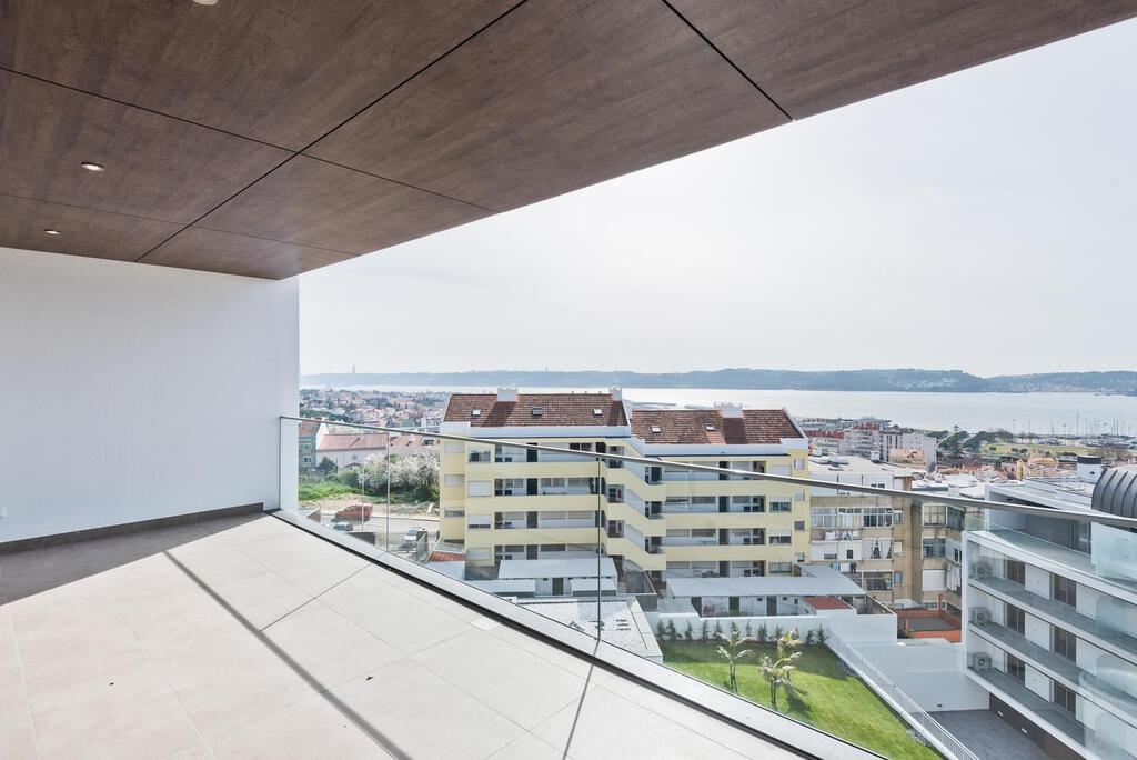 Apartamento T3 com piscina em condomínio fechado