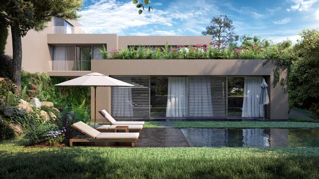 4 bedroom villa with a swimming pool