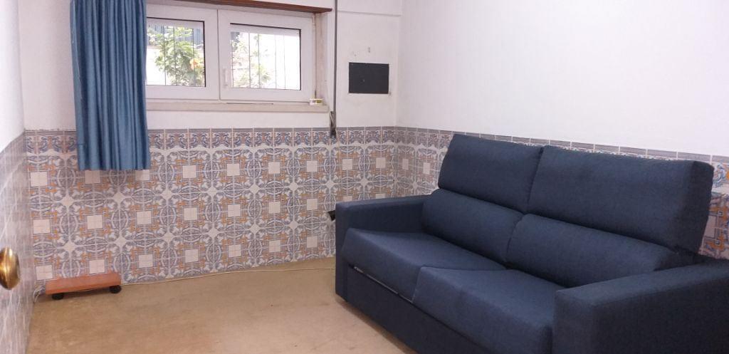 3 bedroom villa with parking