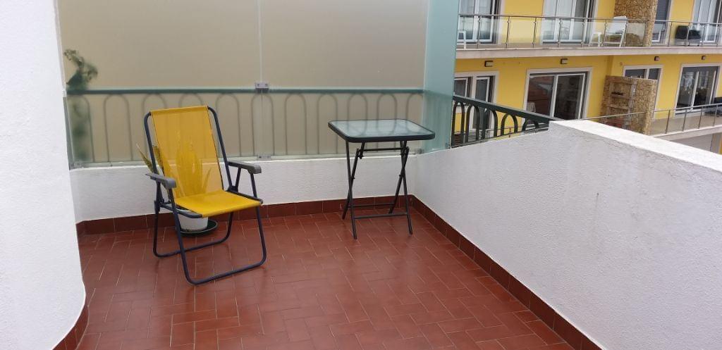 3 bedroom villa with parking