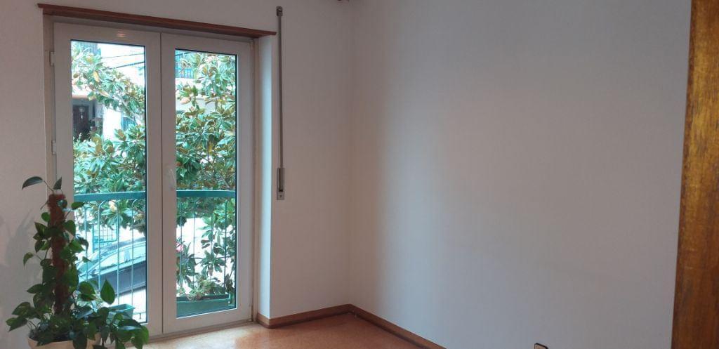 3 bedroom villa with parking