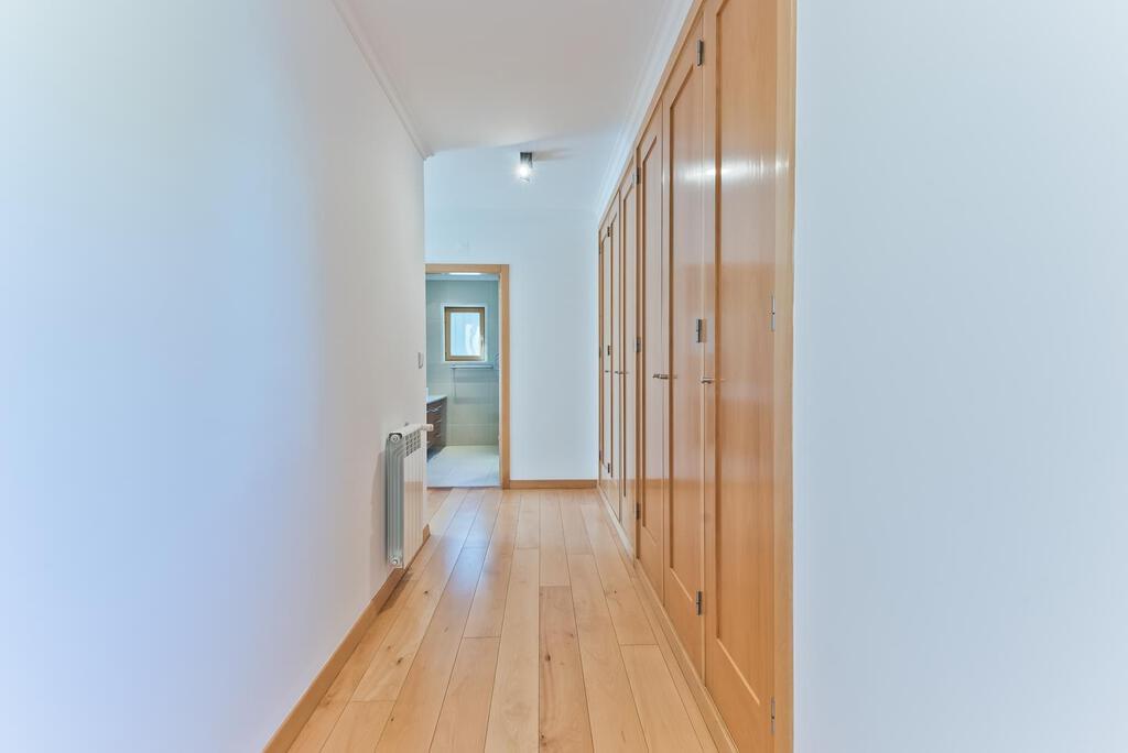 4 bedroom villa with a swimming pool