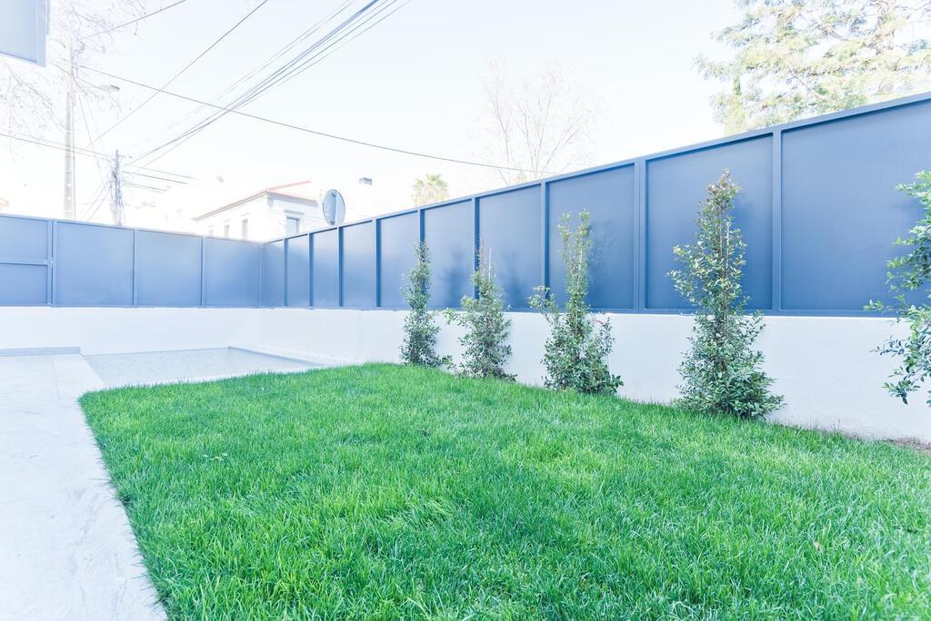 2 bedroom apartment with a swimming pool in gated community