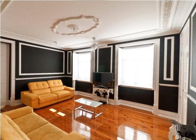 4 bedroom apartment with parking