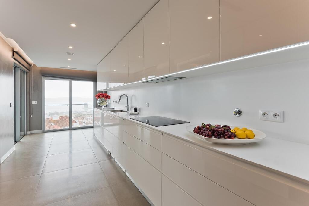 Apartamento T3 com piscina em condomínio fechado