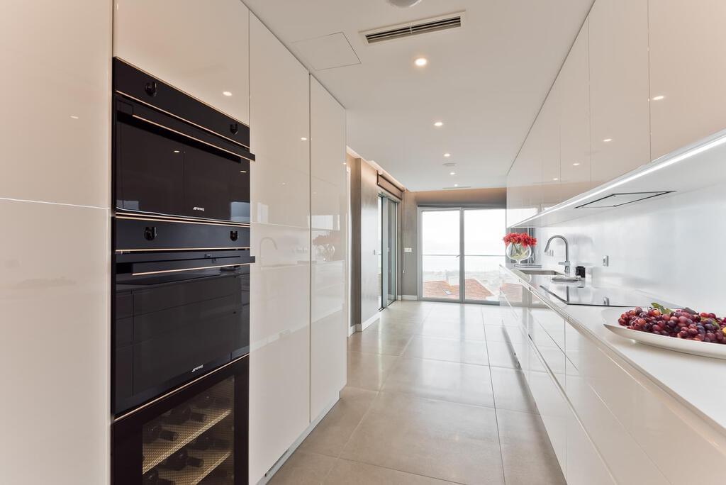 Apartamento T3 com piscina em condomínio fechado