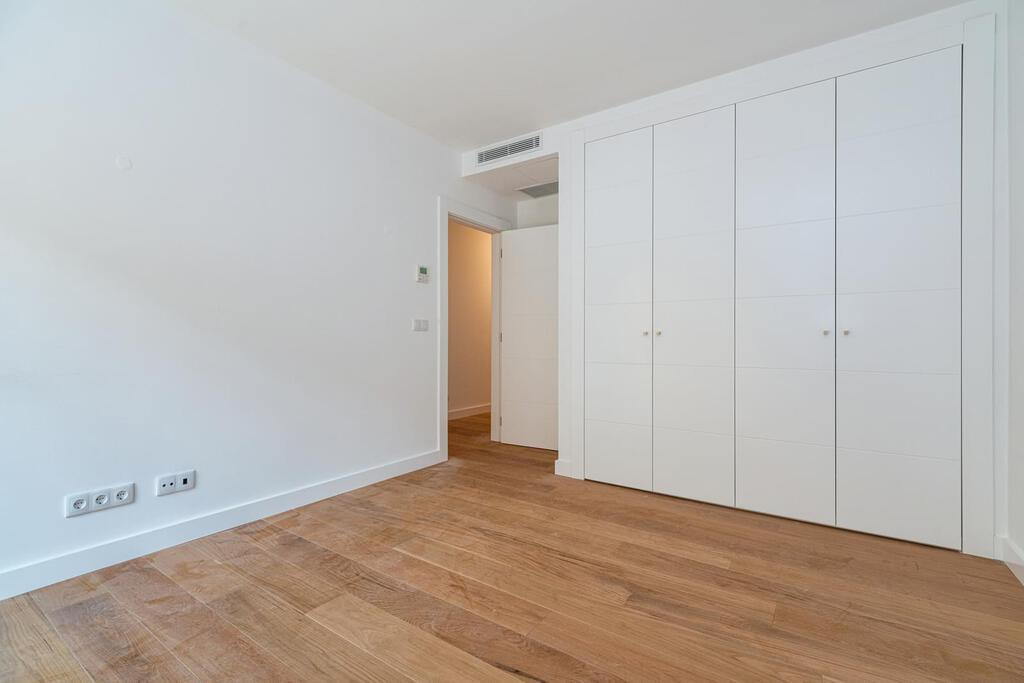 Apartamento T4+1 duplex com estacionamento