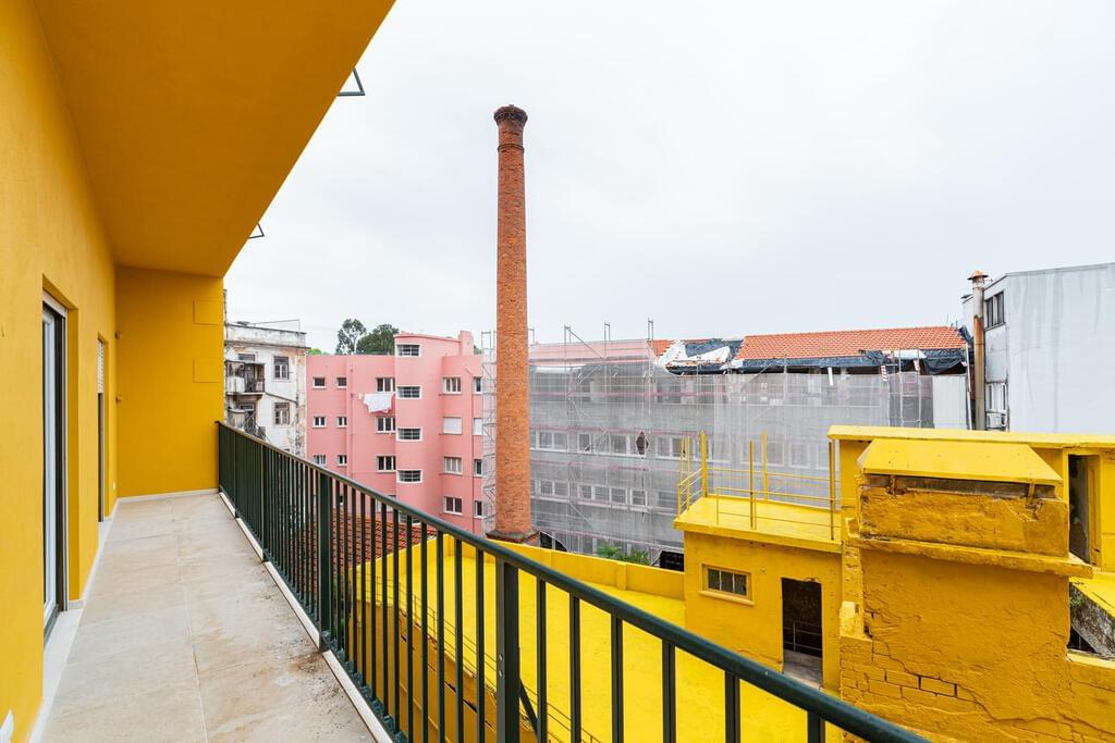 Apartamento T4 com estacionamento