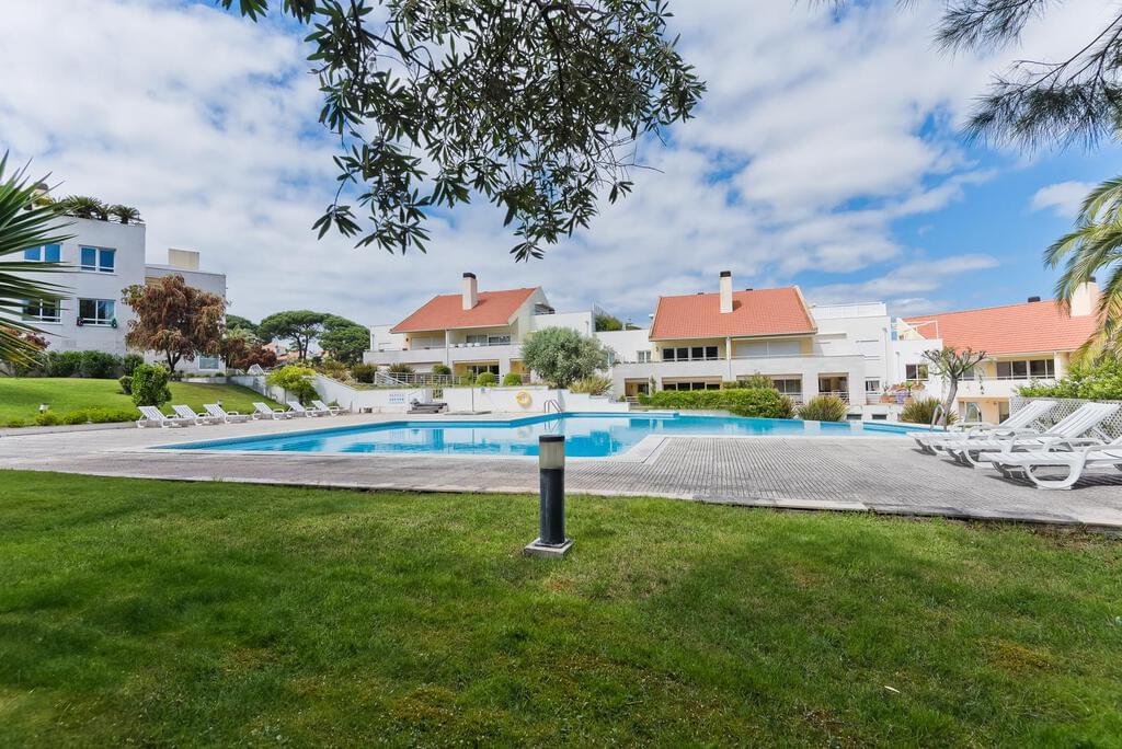 Appartement T3+1 duplex avec piscine dans un condominium fermé