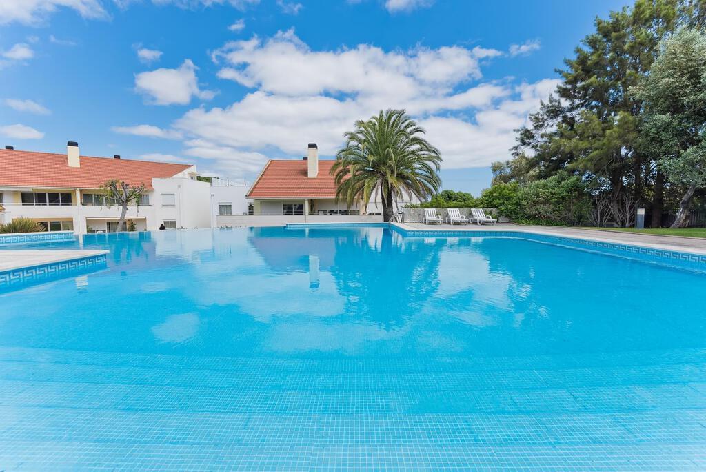 Appartement T3+1 duplex avec piscine dans un condominium fermé