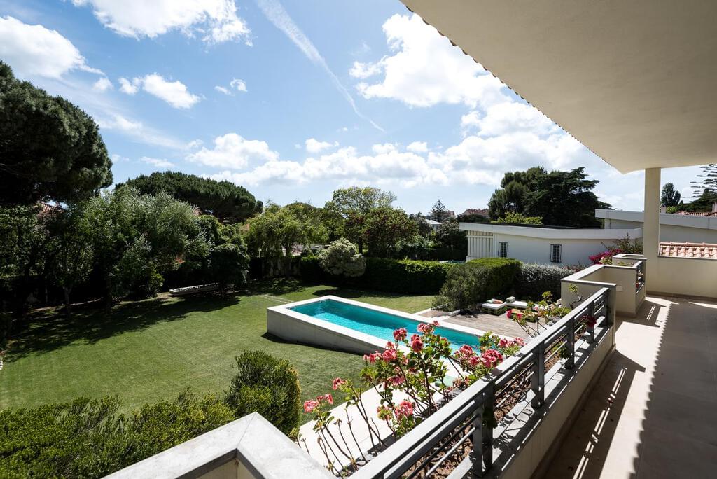 5 Bedroom House with swimming pool, Carcavelos, Cascais
