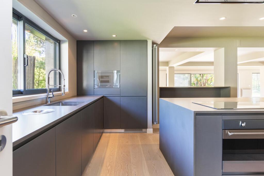 Modern Villa in Quinta da Marinha a luxury Altro Sistema di