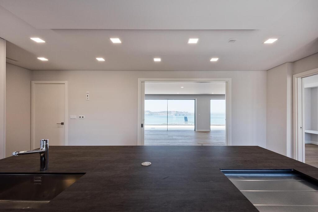 Apartamento T4 com piscina