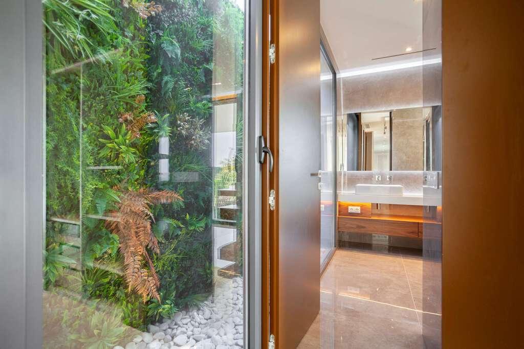 PF20157, Moradia T6 + 1, Oeiras