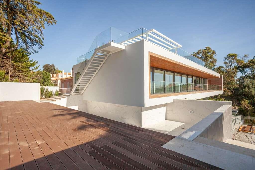 PF20157, Moradia T6 + 1, Oeiras