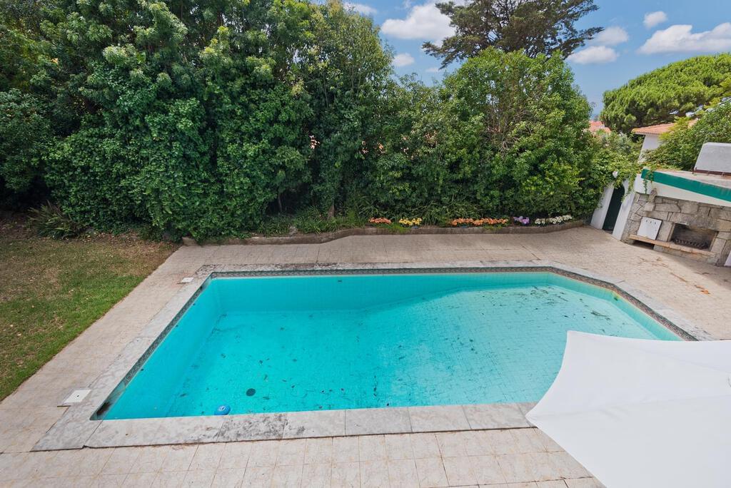 Maison normal T6+1 avec piscine