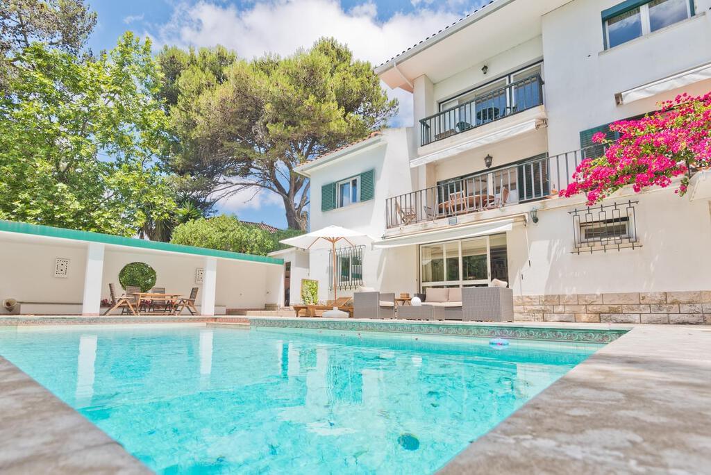 Maison normal T6+1 avec piscine