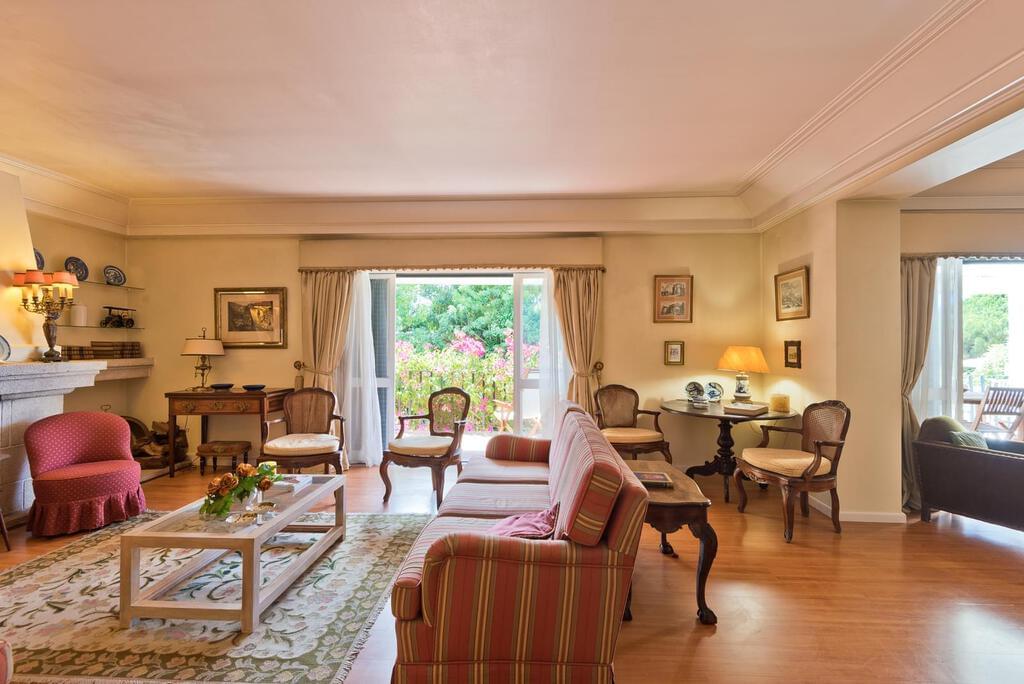 Maison normal T6+1 avec piscine