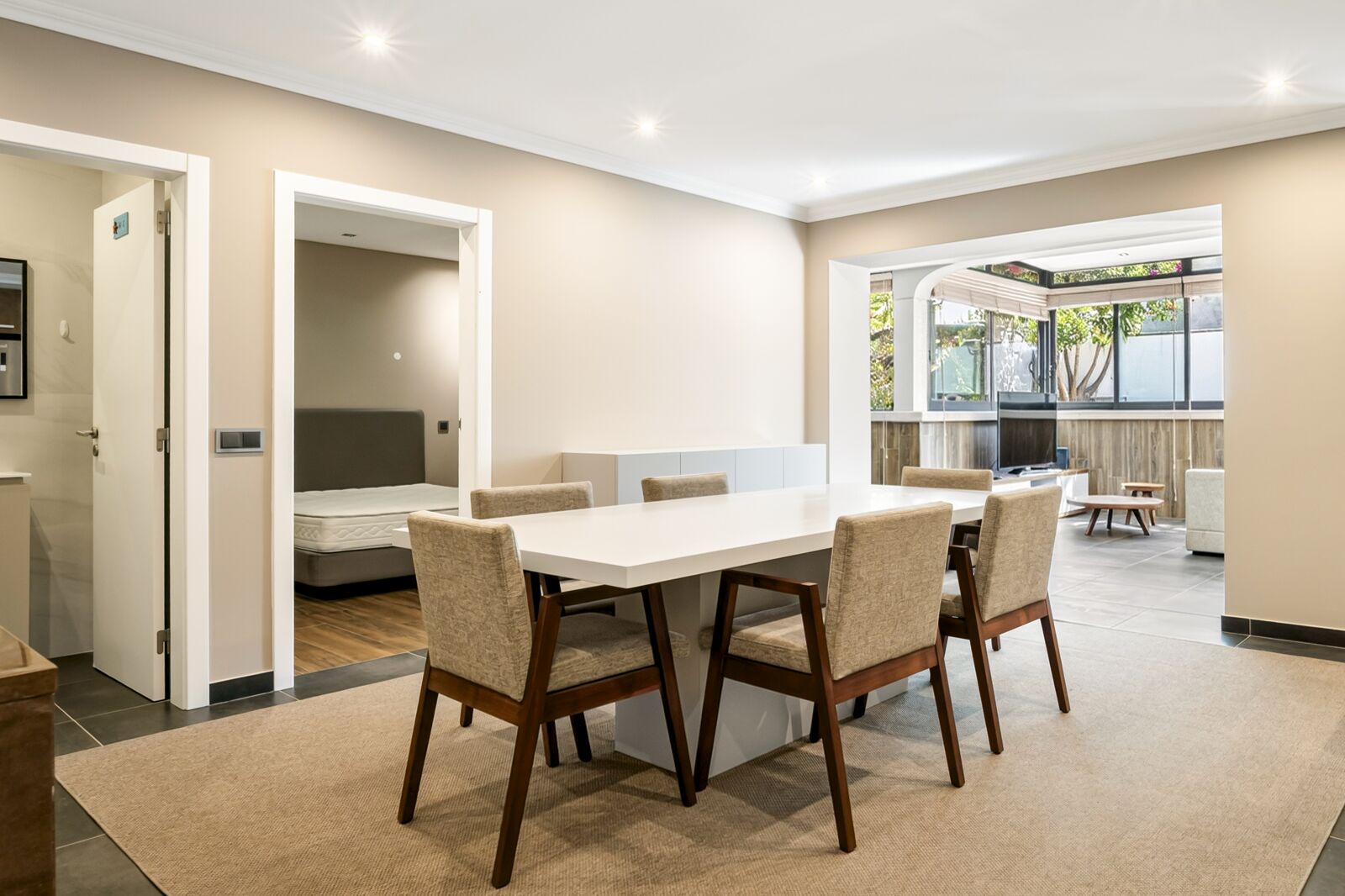2 Bedroom Apartment with parking, Estoril, Cascais - Image 9
