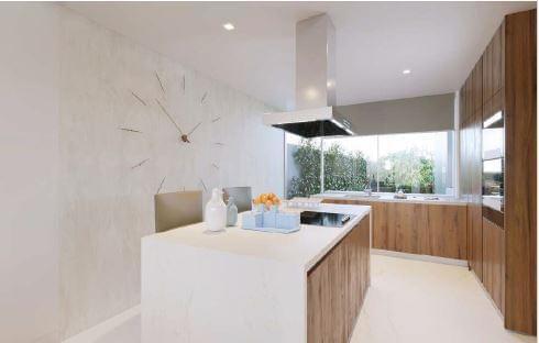 1 bedroom apartment with parking