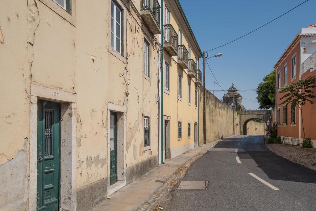 PF20459, Moradia T7, Oeiras