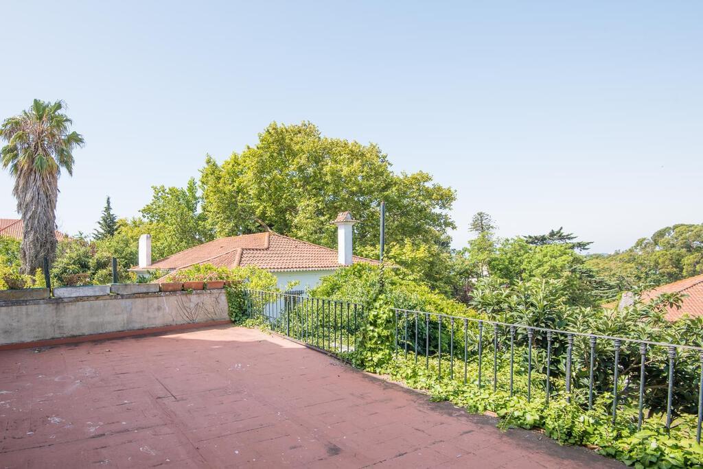 PF20459, Moradia T7, Oeiras