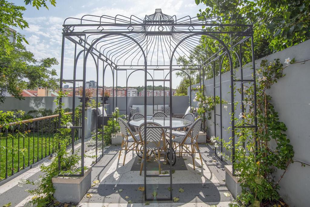 PF20457, Moradia T4, Oeiras