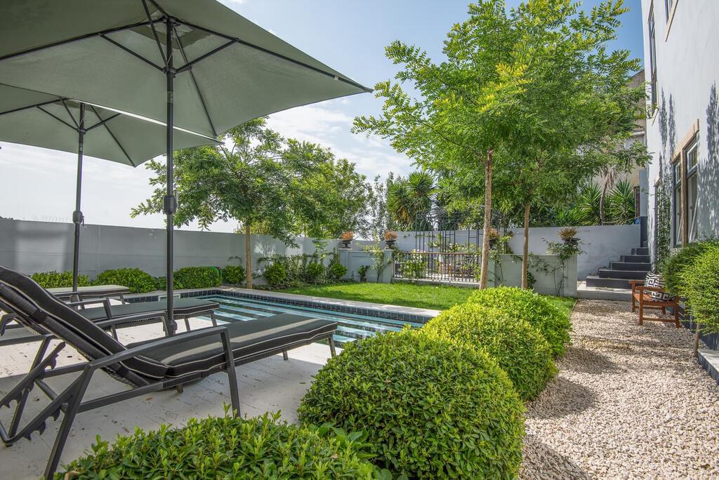 PF20457, Moradia T4, Oeiras