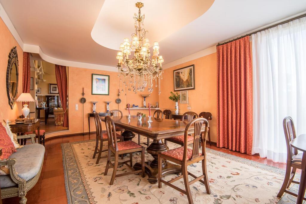 Maison normal T8+3 avec piscine