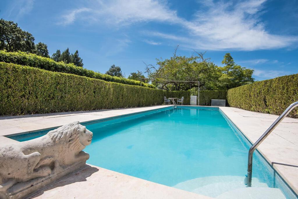 Maison normal T8+3 avec piscine