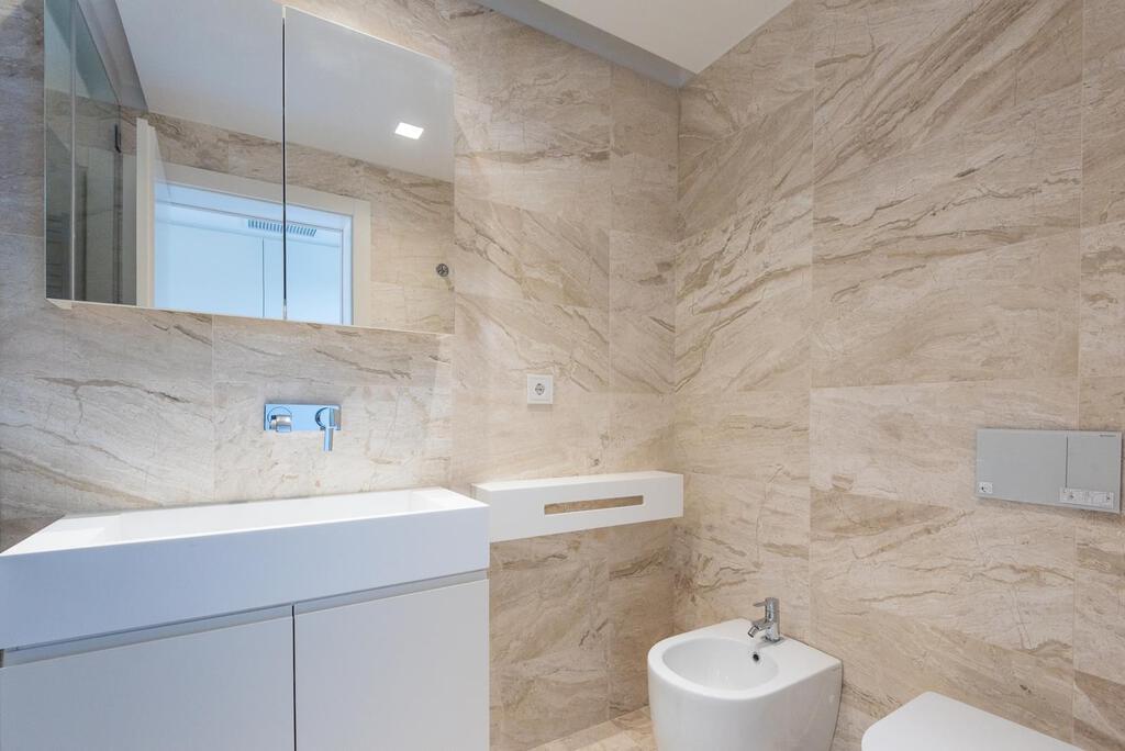 Maison normal T5+2 avec piscine dans un condominium fermé