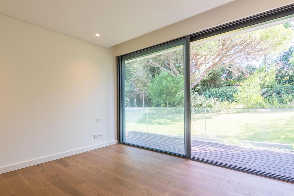 Maison normal T5+2 avec piscine dans un condominium fermé