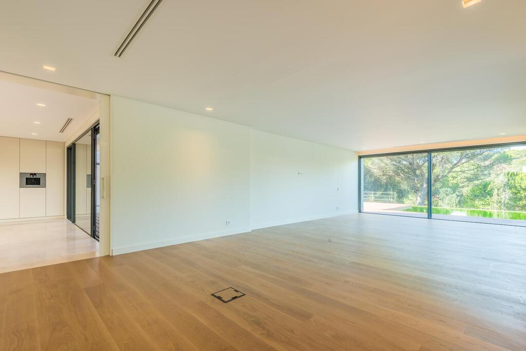 Maison normal T5+2 avec piscine dans un condominium fermé