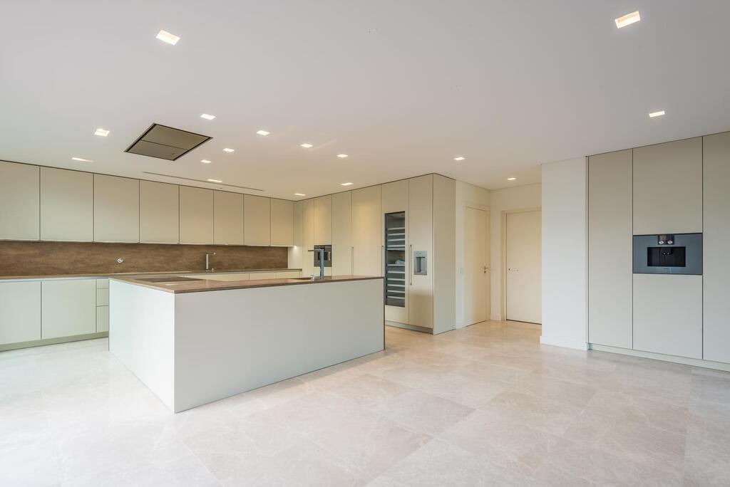 Maison normal T5+2 avec piscine dans un condominium fermé