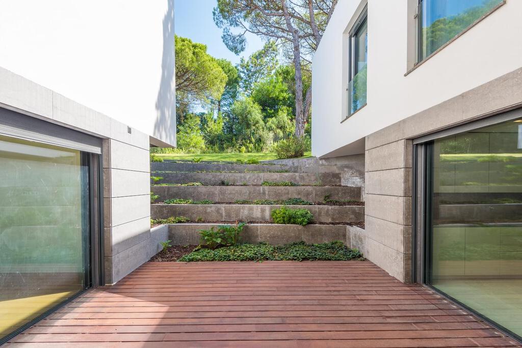 Maison normal T5+2 avec piscine dans un condominium fermé