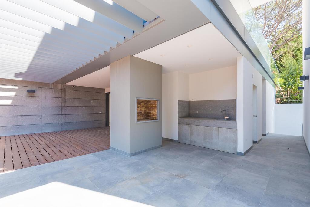 Maison normal T5+2 avec piscine dans un condominium fermé