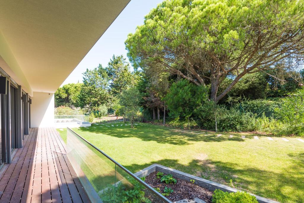 Maison normal T5+2 avec piscine dans un condominium fermé