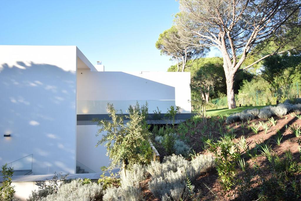 Maison normal T5+2 avec piscine dans un condominium fermé