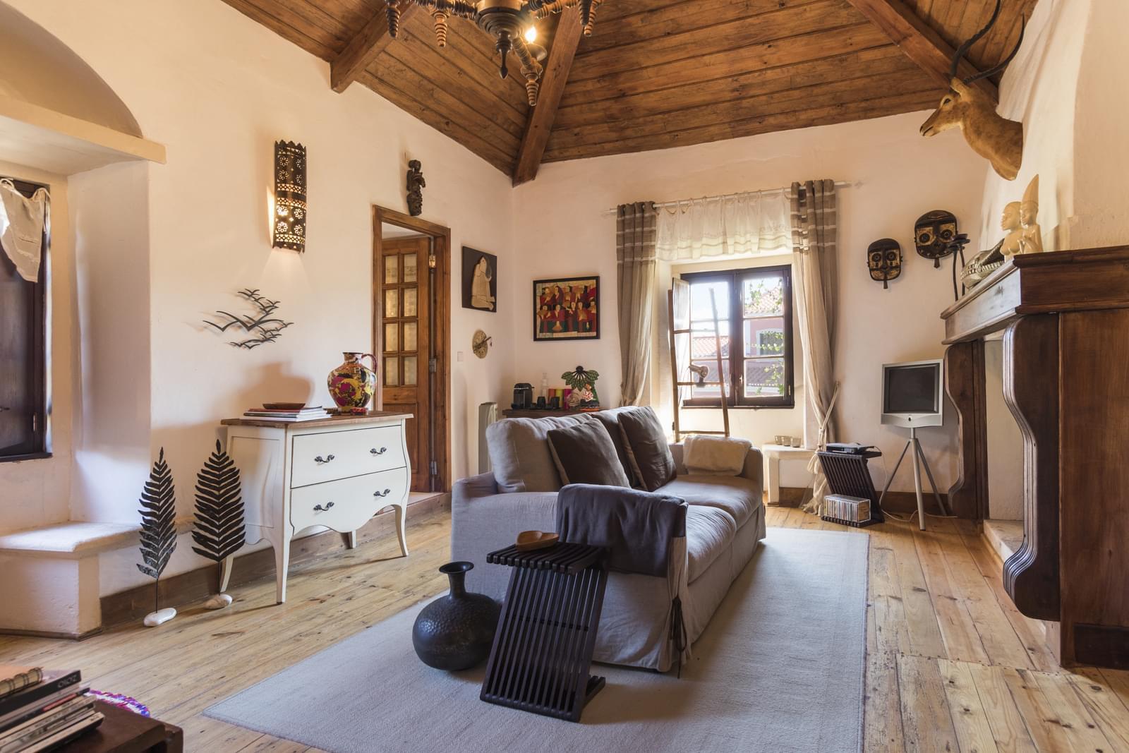 8 Bedroom Farm/Ranch/Plantation's Image 4