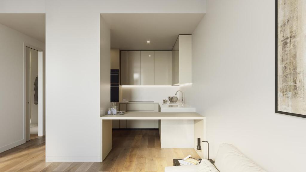 Apartamento T4 com estacionamento