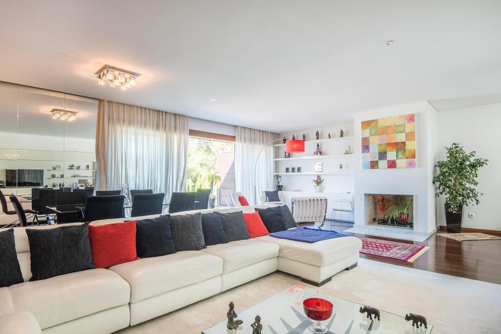 Appartement T4 duplex avec piscine