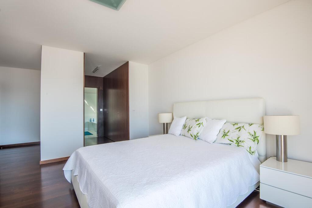 Appartement T4 duplex avec piscine