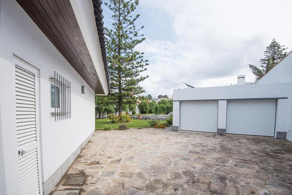 PF20852, Moradia T5, Sintra