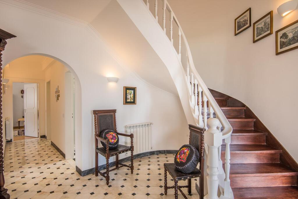 PF20852, Moradia T5, Sintra